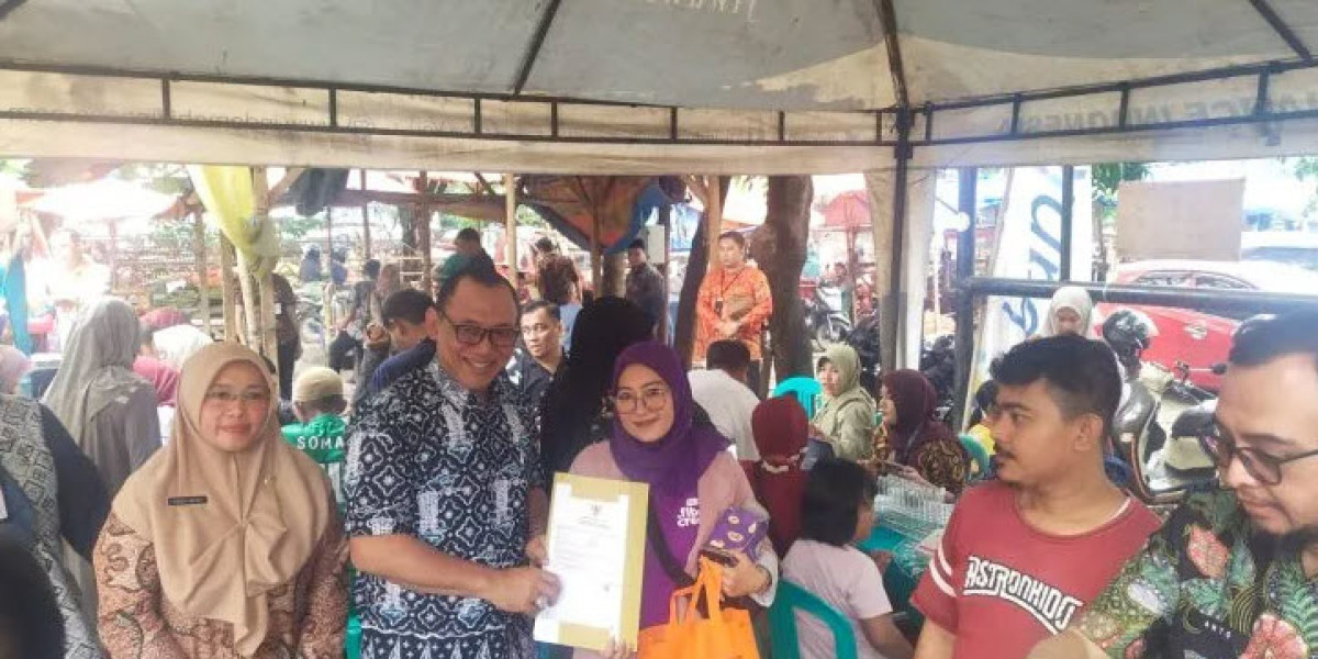 DPMPTSP Cilegon Jemput Bola Pembuatan NIB ke Pedagang